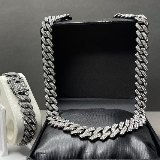 ⚪White Moon: Chain & Bracelet Set