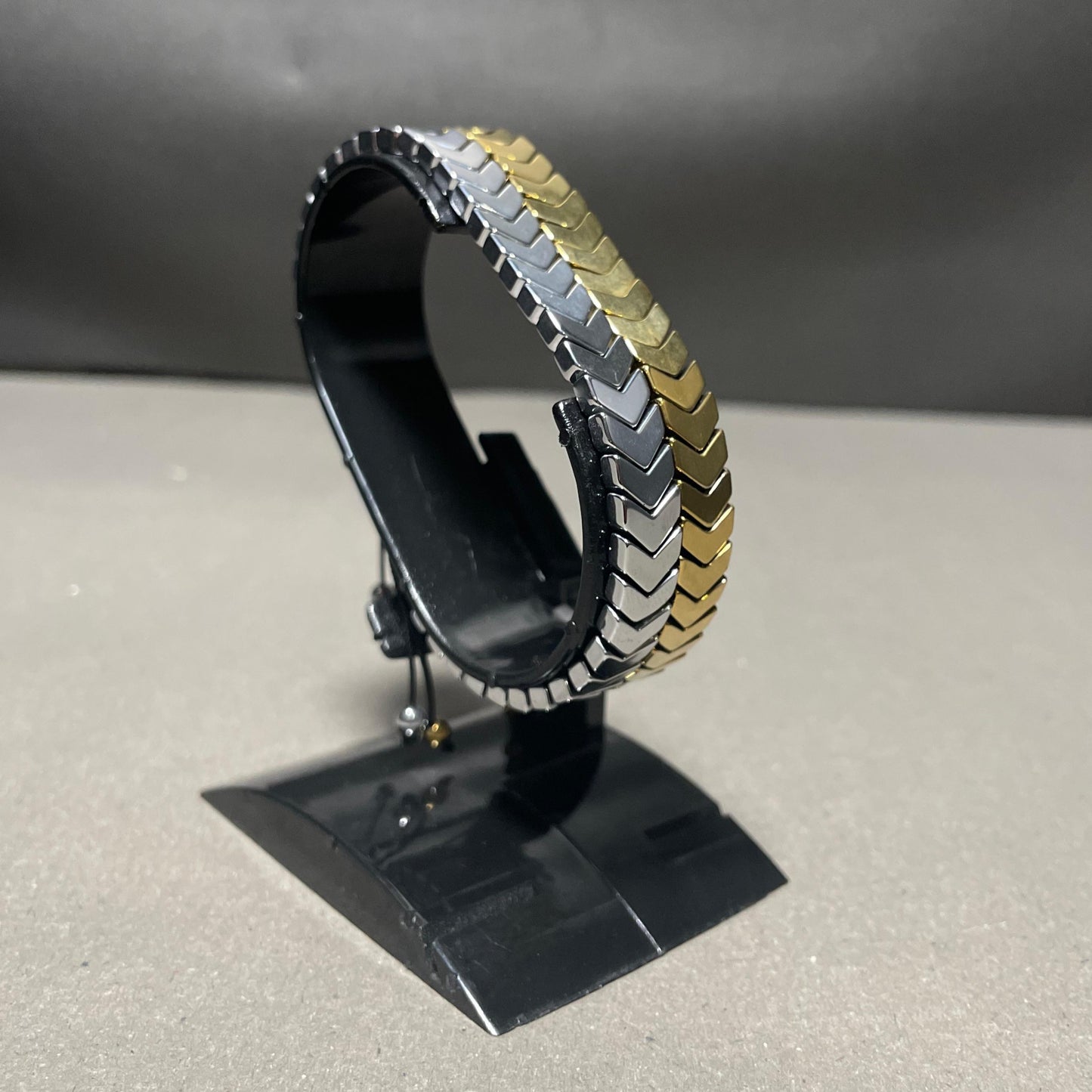 Duo Chevron Bracelet Set – Silver & Golden Colour