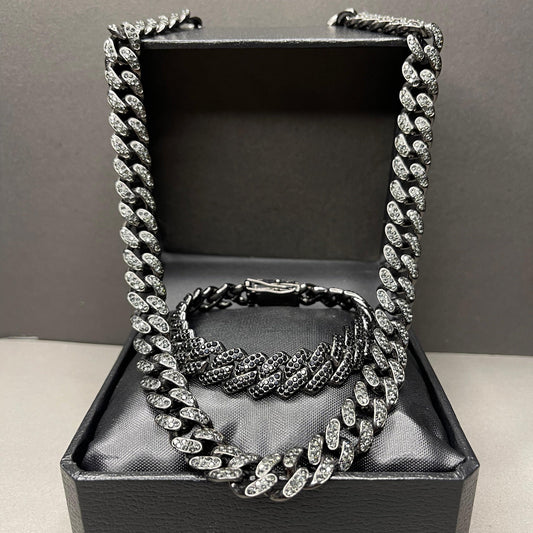 ⚫Black Moon: Chain & Bracelet Set