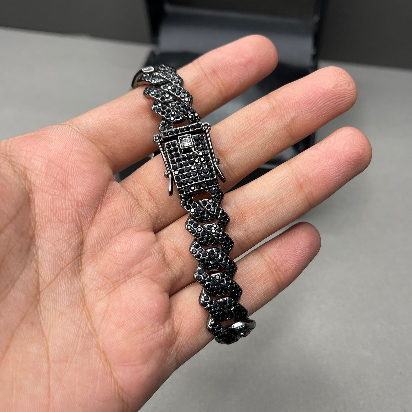 ⚫Black Moon: Chain & Bracelet Set